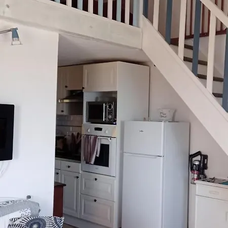 De Mazet Vue Et Piscine Partagee *